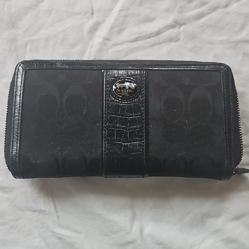 Coach Black Signature Zip Wallet